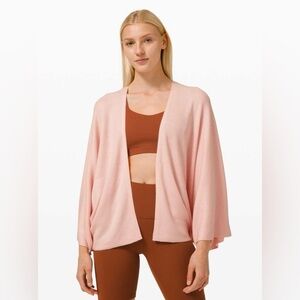 Lululemon Cashlu Knit Textured Wrap
Pink Mist one size
